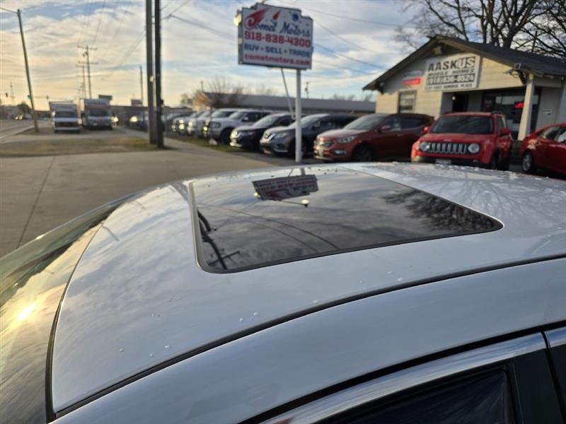 Chevrolet Malibu 2LT 2011