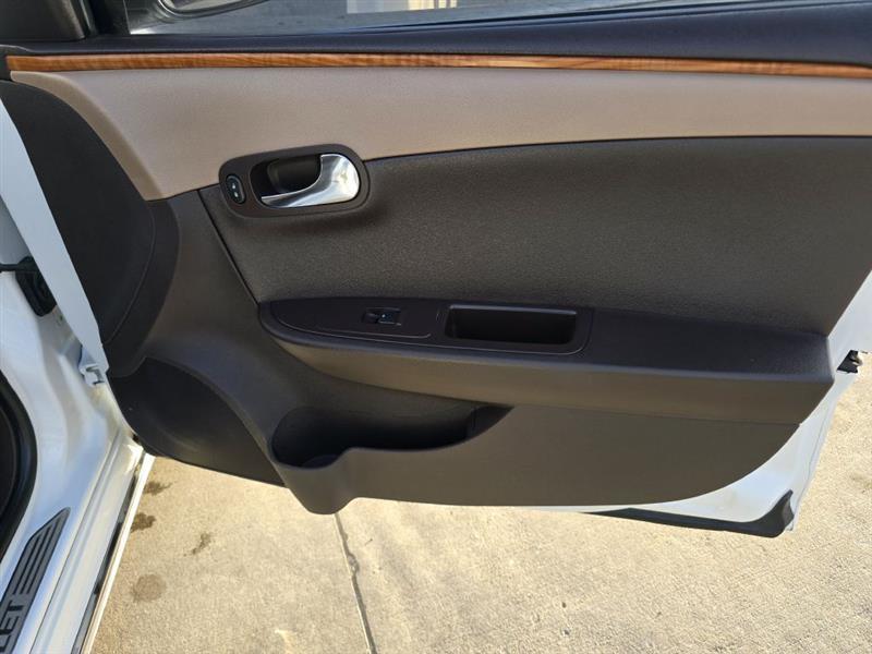 Chevrolet Malibu 2LT 2011