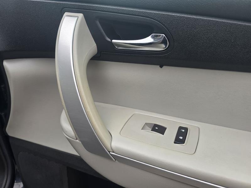 GMC Acadia SLT-1 AWD 2010