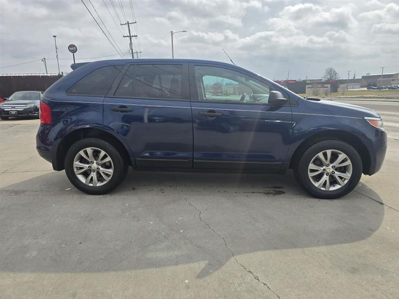 Ford Edge SE FWD 2012