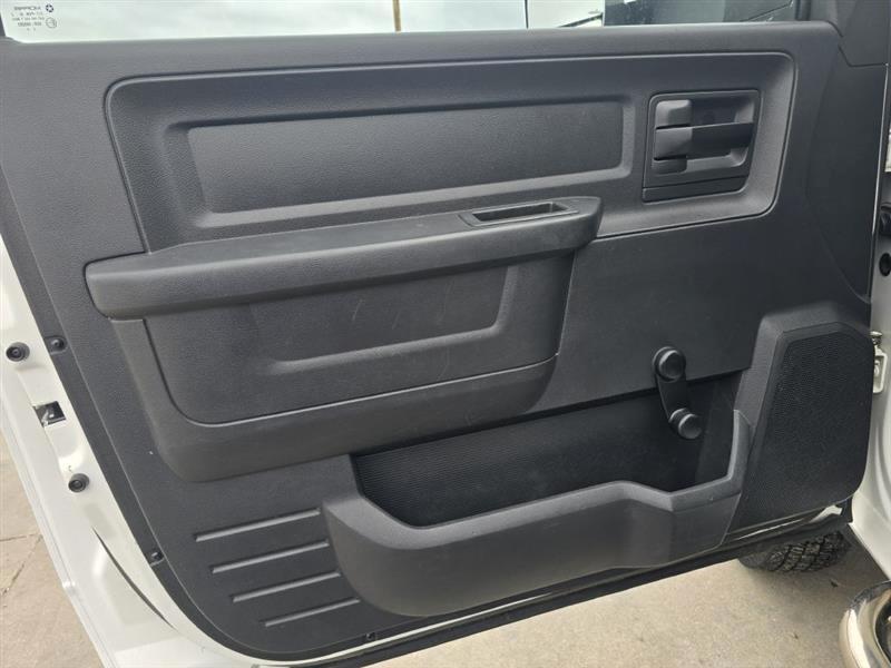 Dodge Ram 3500 Regular Cab 2WD DRW 2012