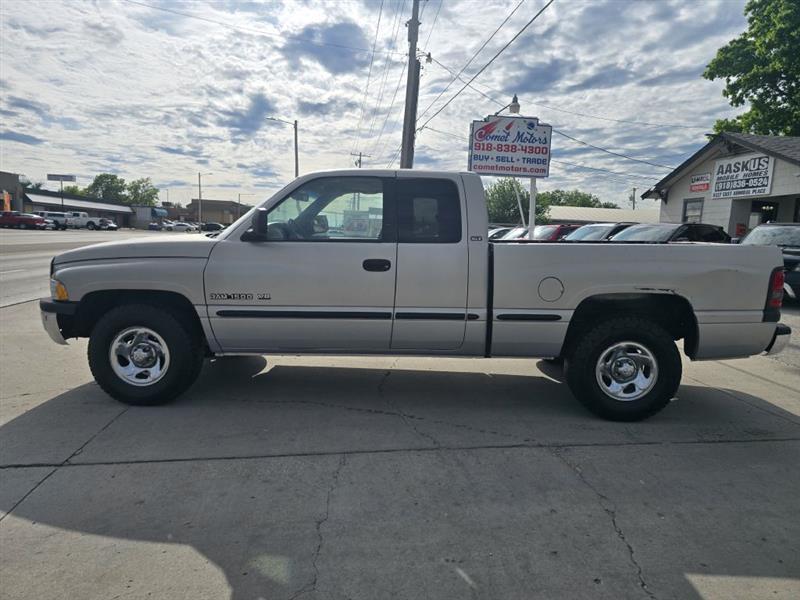 Dodge Ram 1500 Quad Cab 8-ft. Bed 2WD 1998