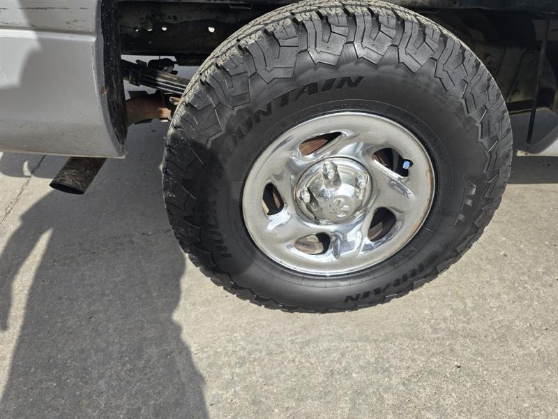 Dodge Ram 1500 Quad Cab 8-ft. Bed 2WD 1998