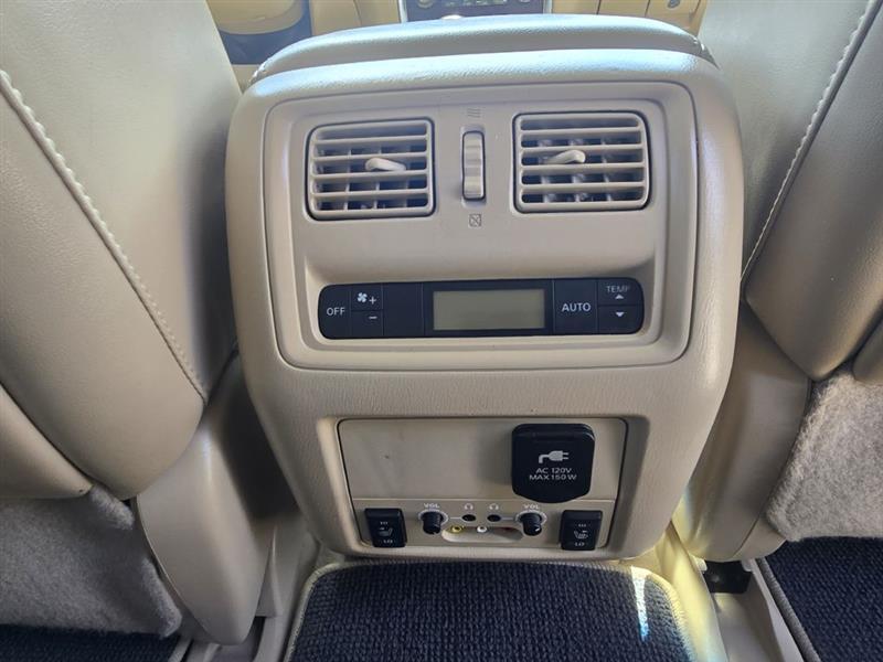 Nissan Pathfinder S 4WD 2014