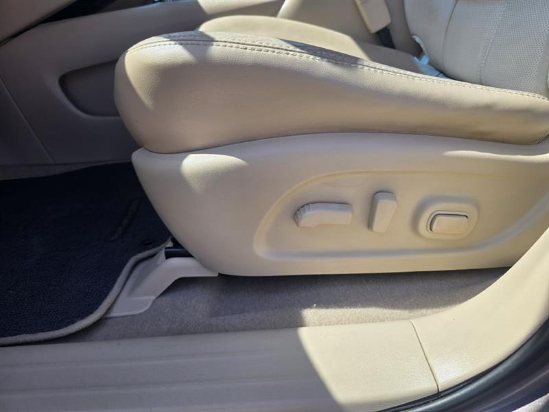 Nissan Pathfinder S 4WD 2014