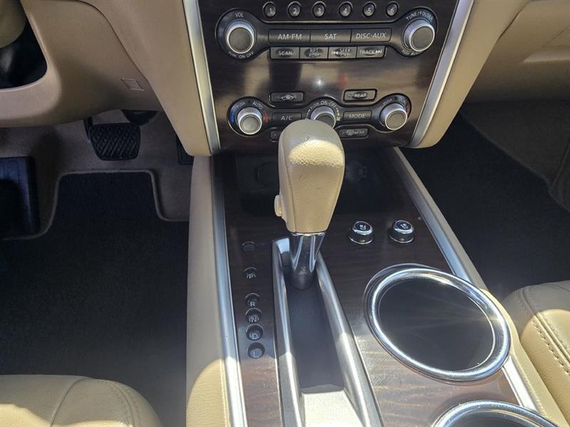 Nissan Pathfinder S 4WD 2014