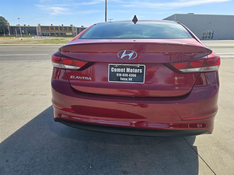 Hyundai Elantra Limited 2018