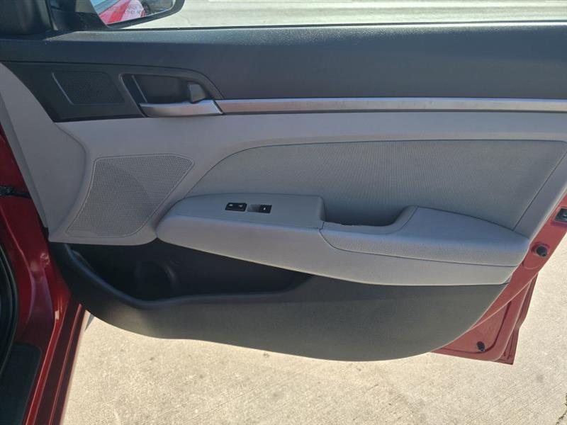 Hyundai Elantra Limited 2018