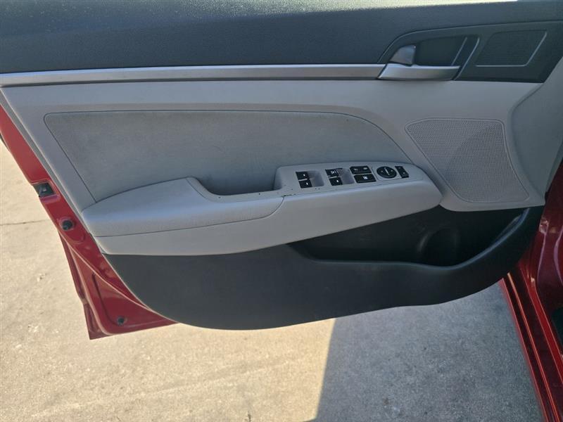 Hyundai Elantra Limited 2018