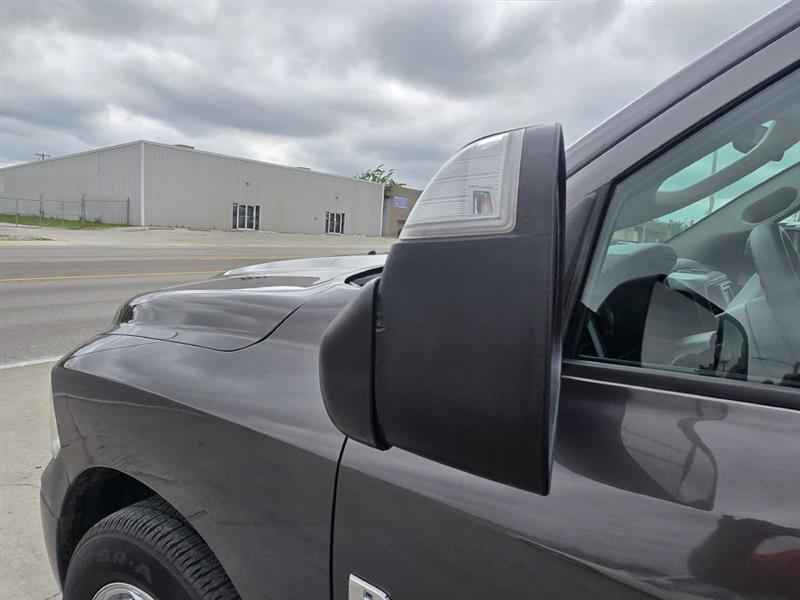 RAM 1500 Classic Tradesman Quad Cab 2WD 2021