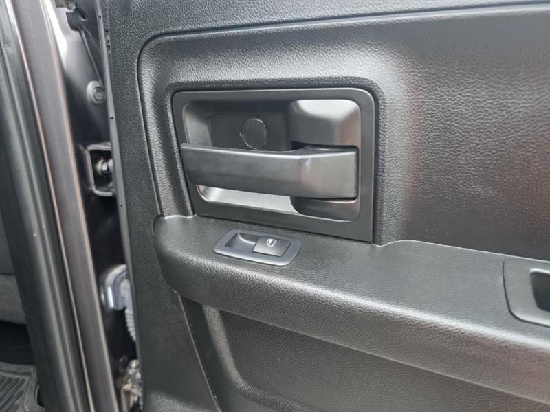 RAM 1500 Classic Tradesman Quad Cab 2WD 2021