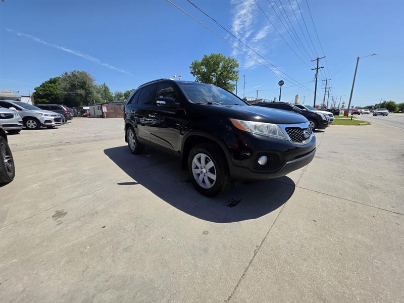 Kia Sorento LX 2WD 2011
