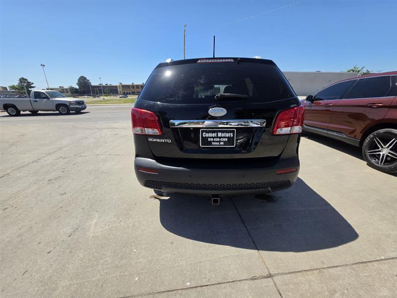 Kia Sorento LX 2WD 2011
