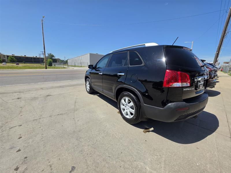 Kia Sorento LX 2WD 2011