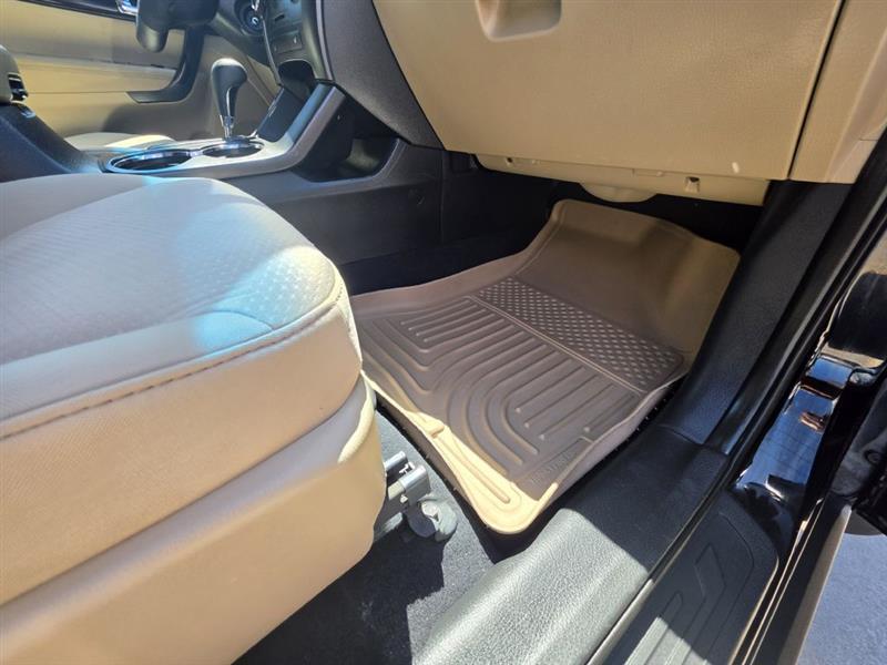 Kia Sorento LX 2WD 2011