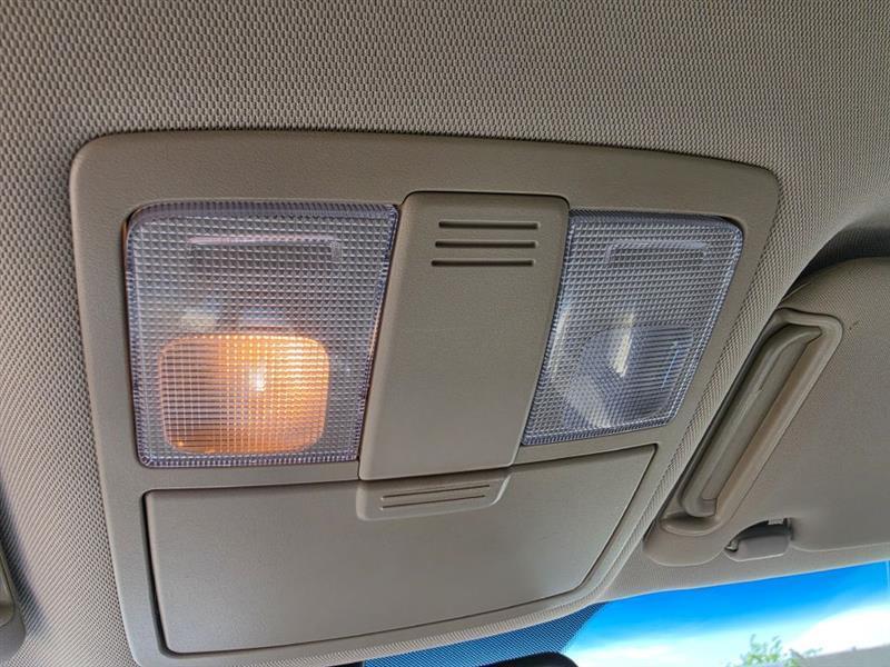 Kia Sorento LX 2WD 2011