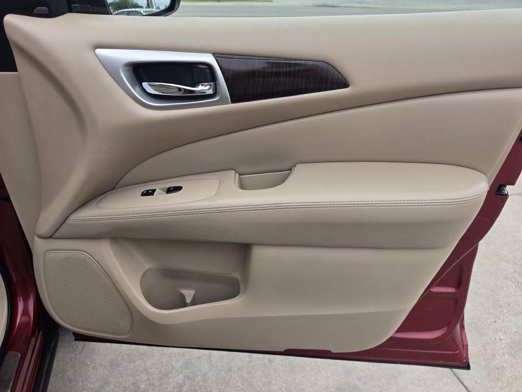 Nissan Pathfinder S 4WD 2015