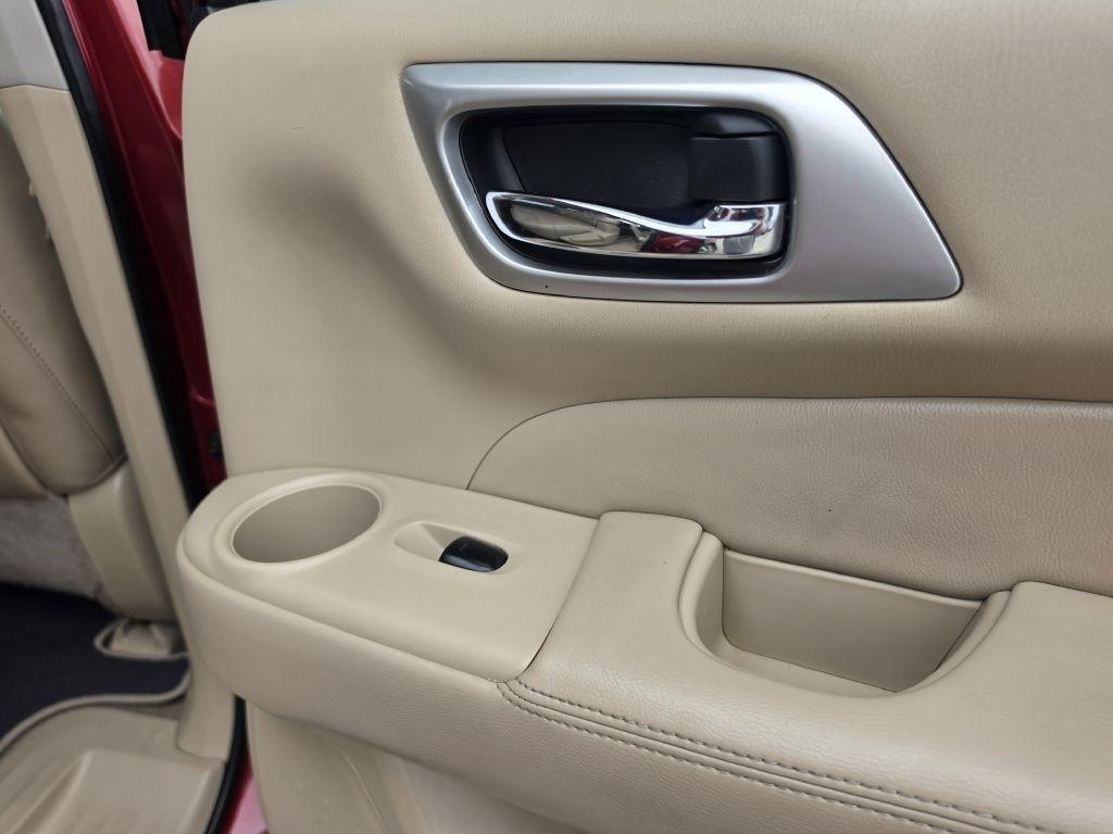 Nissan Pathfinder S 4WD 2015