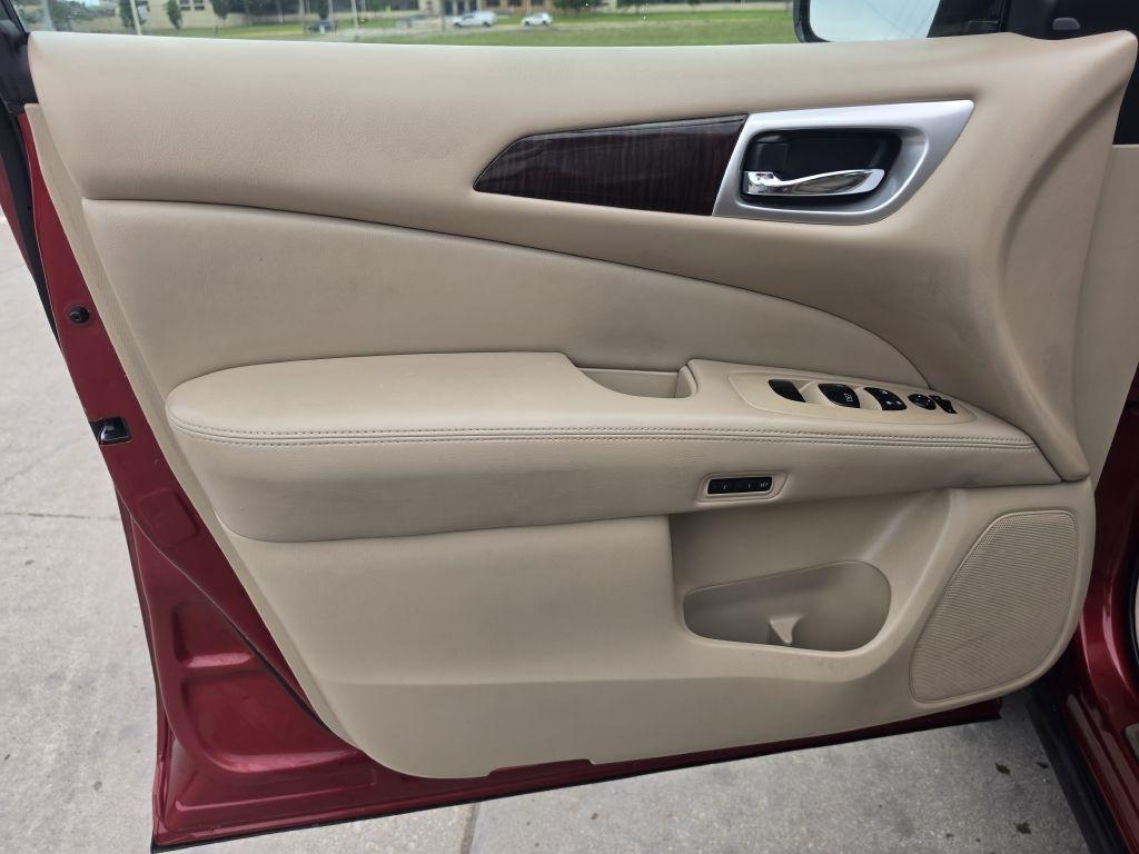Nissan Pathfinder S 4WD 2015