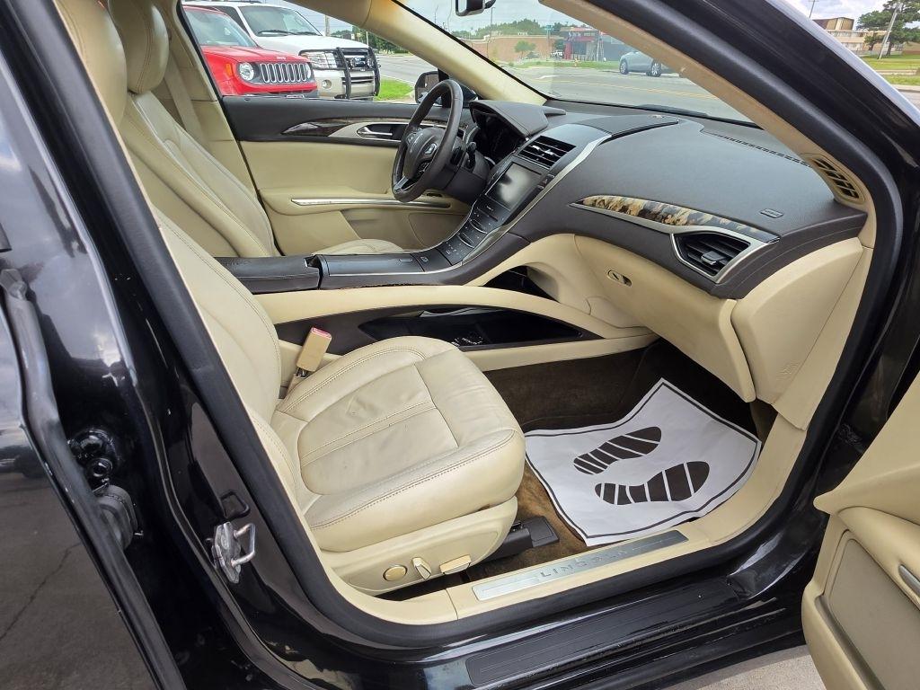 Lincoln MKZ FWD 2013