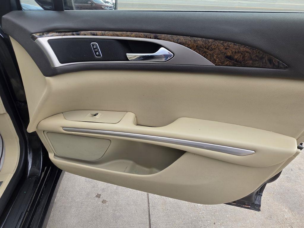 Lincoln MKZ FWD 2013