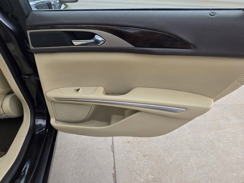 Lincoln MKZ FWD 2013