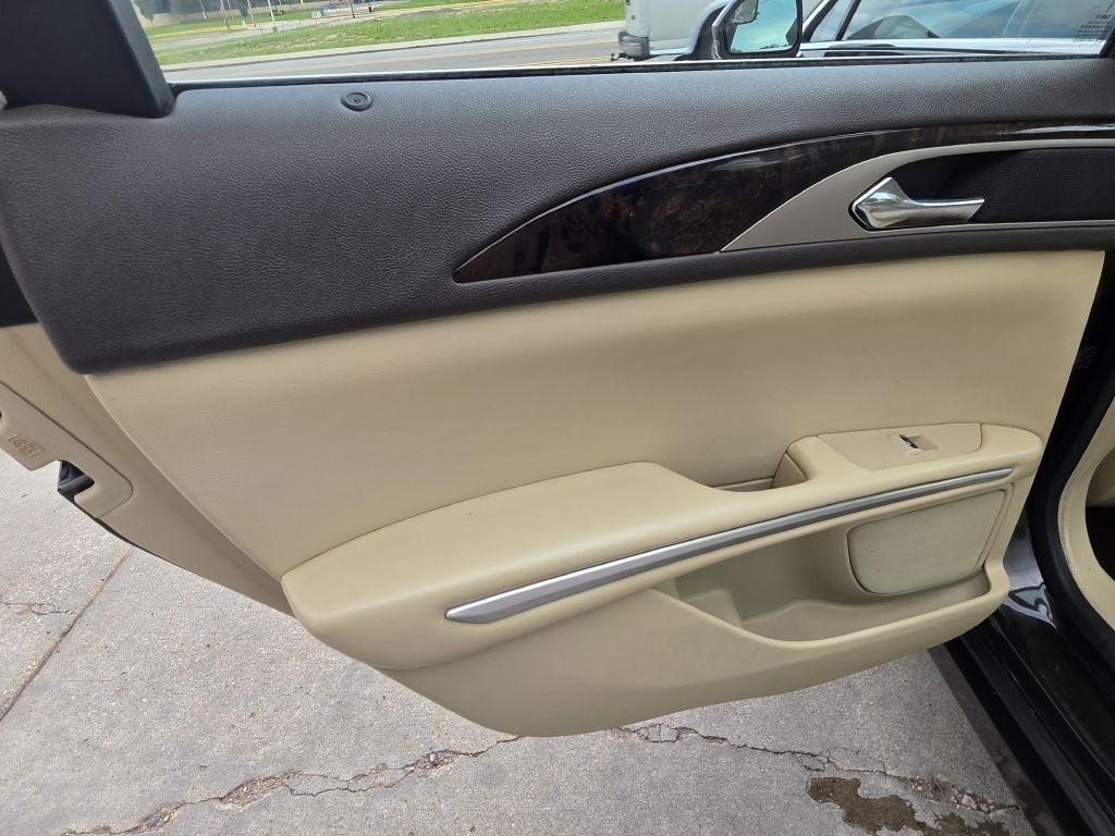Lincoln MKZ FWD 2013