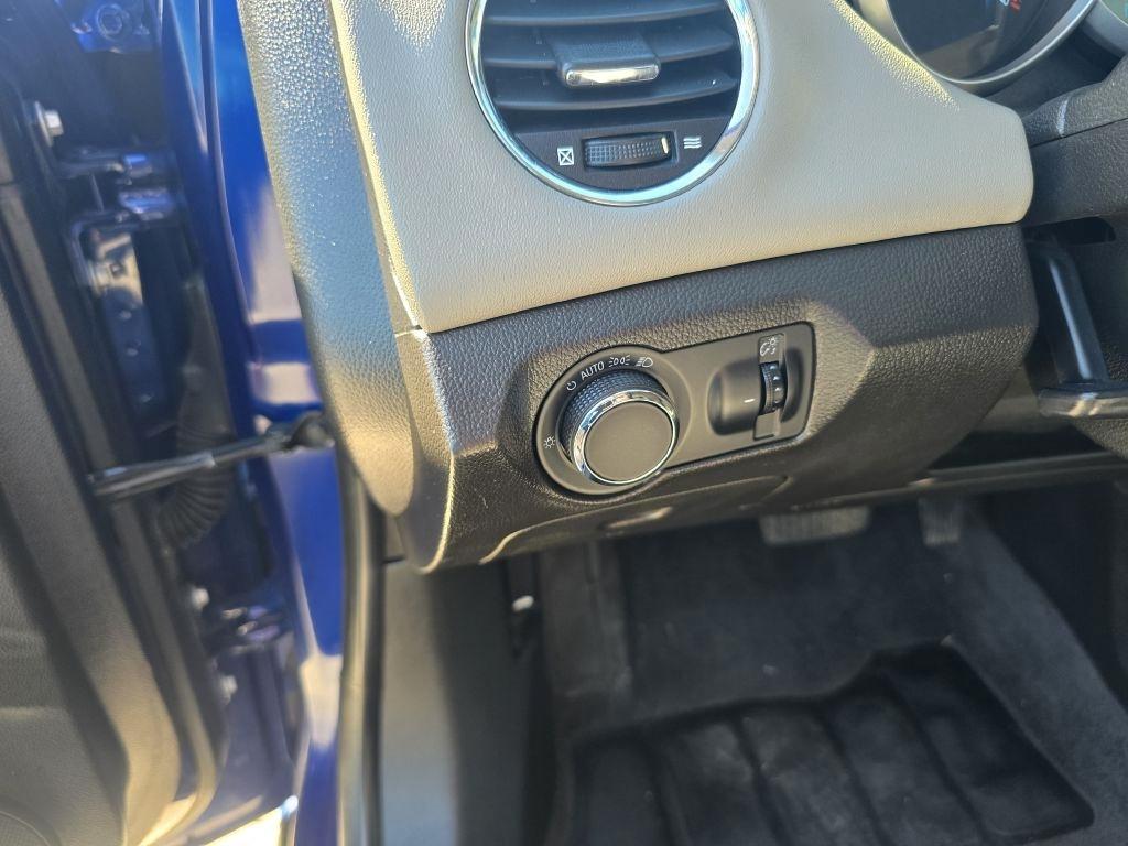 Chevrolet Cruze 2LS 2012