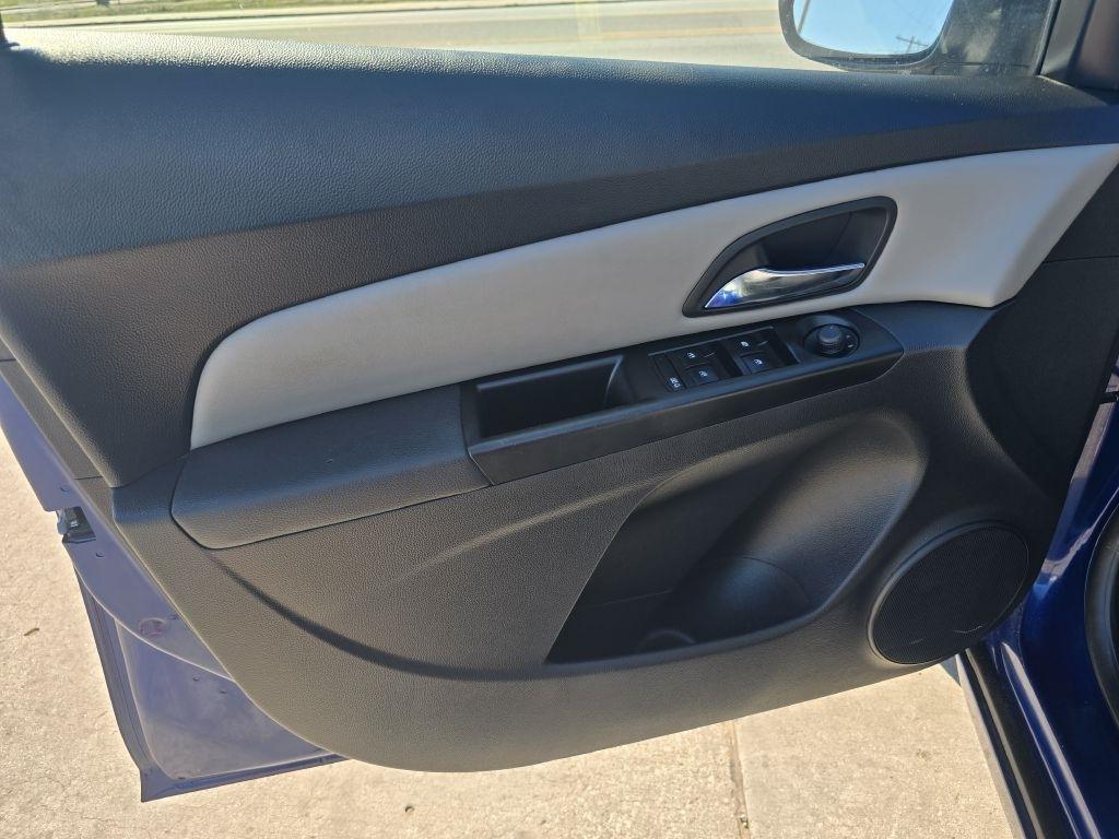 Chevrolet Cruze 2LS 2012