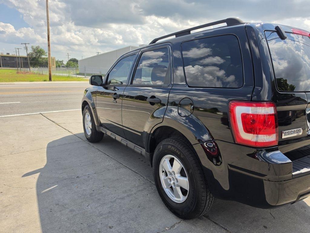 Ford Escape XLT FWD 2010