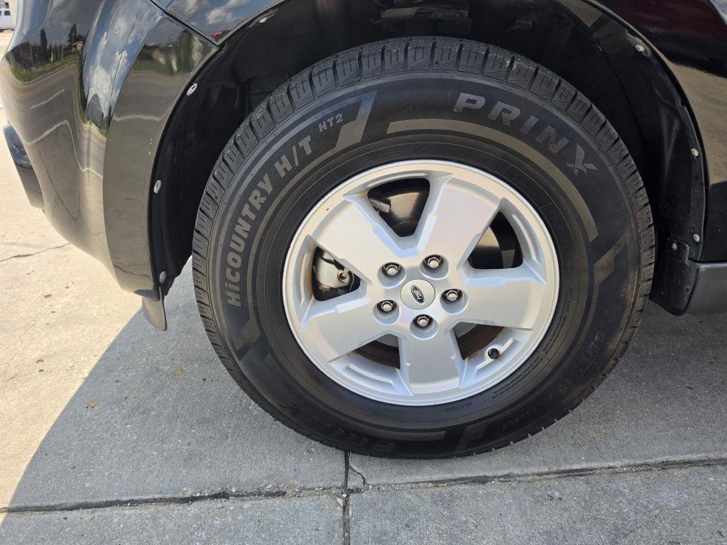 Ford Escape XLT FWD 2010