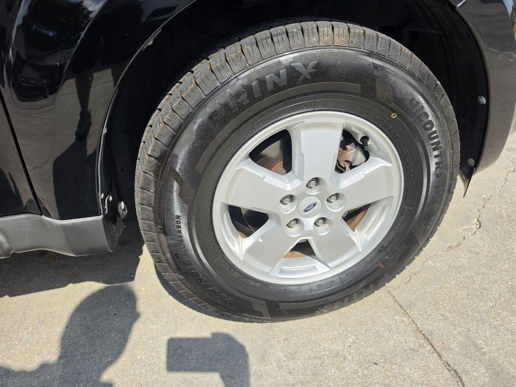 Ford Escape XLT FWD 2010