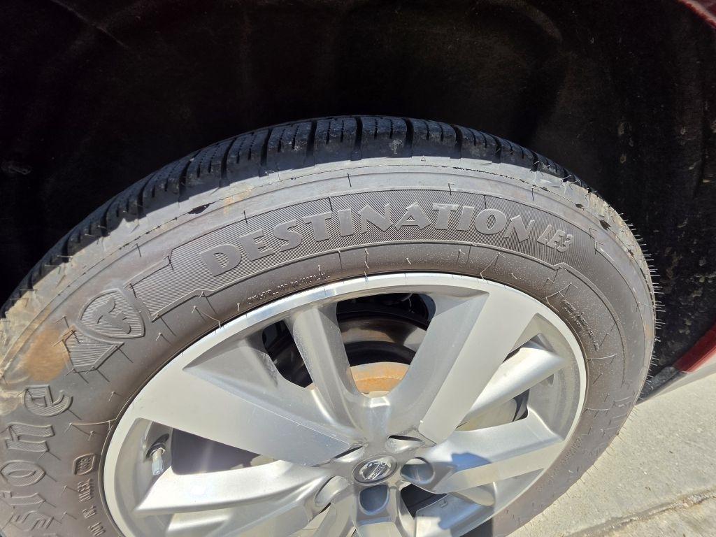 Nissan Pathfinder S 4WD 2016