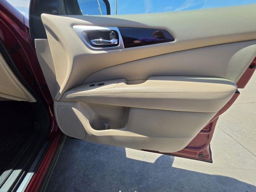 Nissan Pathfinder S 4WD 2016