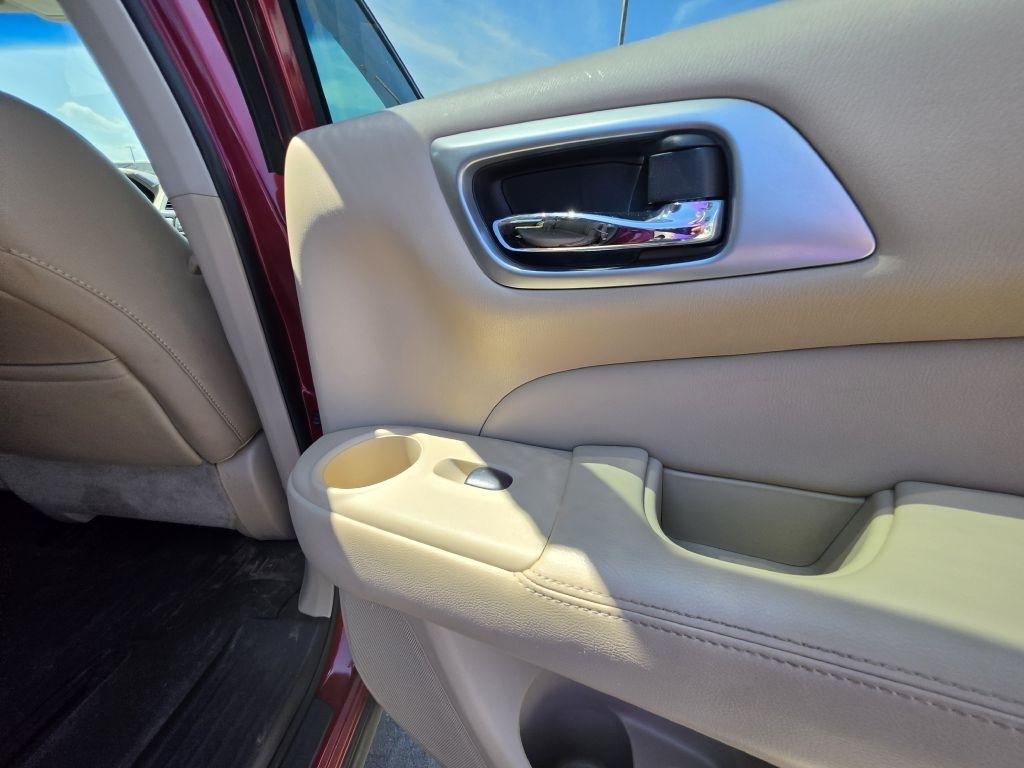 Nissan Pathfinder S 4WD 2016
