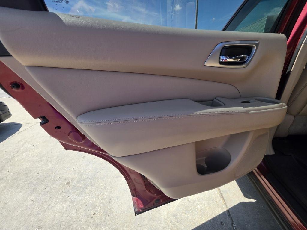 Nissan Pathfinder S 4WD 2016