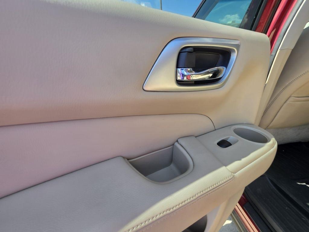 Nissan Pathfinder S 4WD 2016