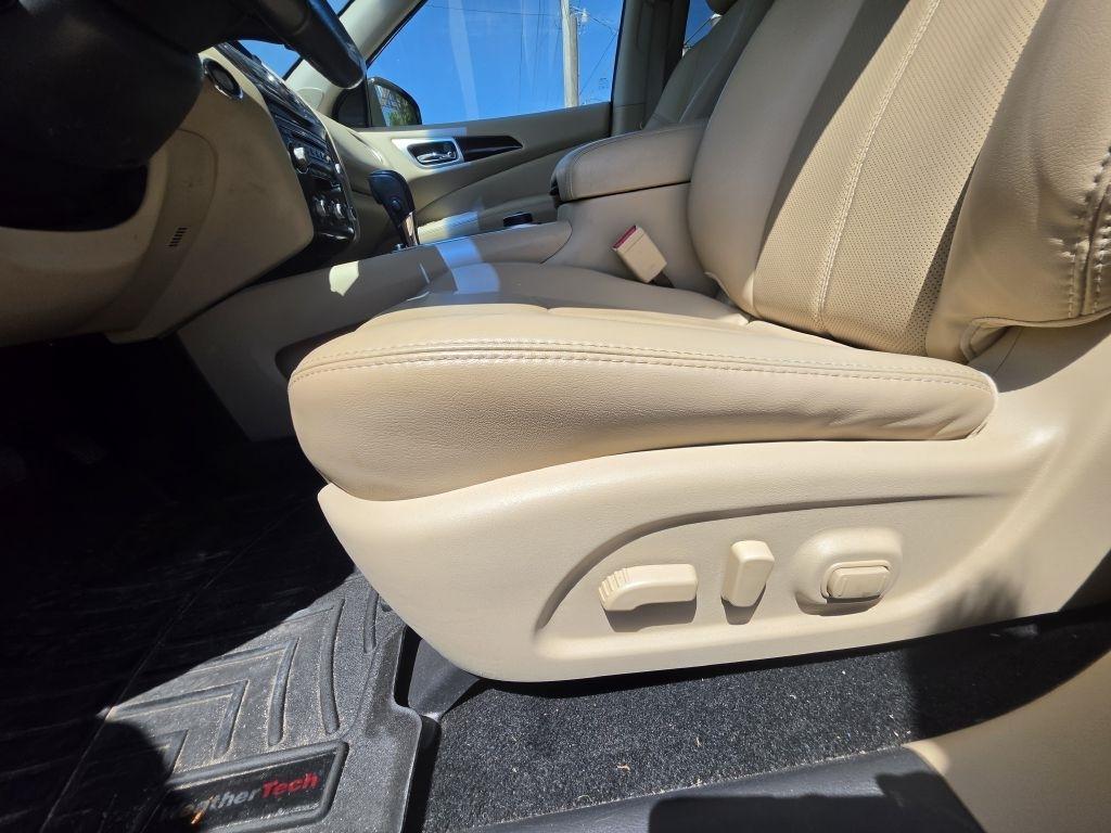 Nissan Pathfinder S 4WD 2016