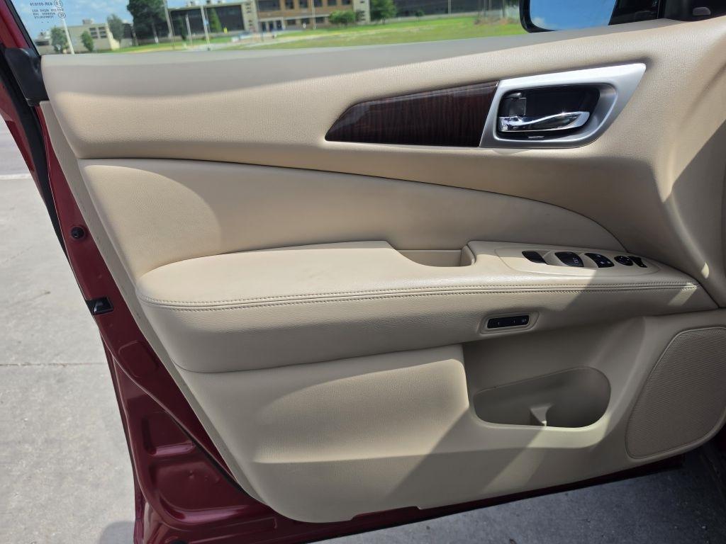 Nissan Pathfinder S 4WD 2016