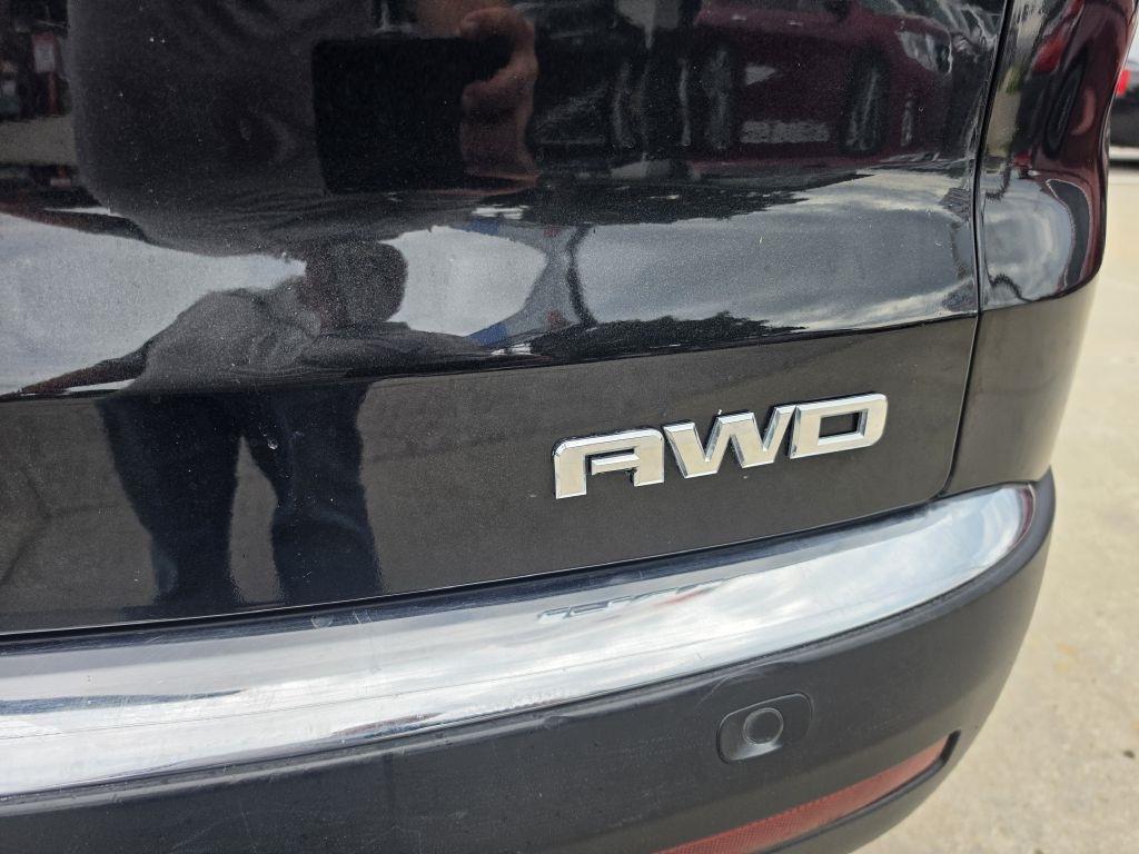 GMC Acadia SLT-1 AWD 2010