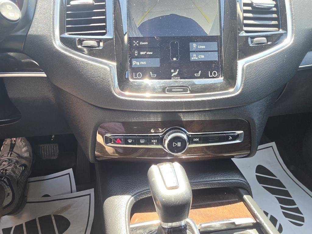 Volvo XC90 T6 Momentum AWD 2017