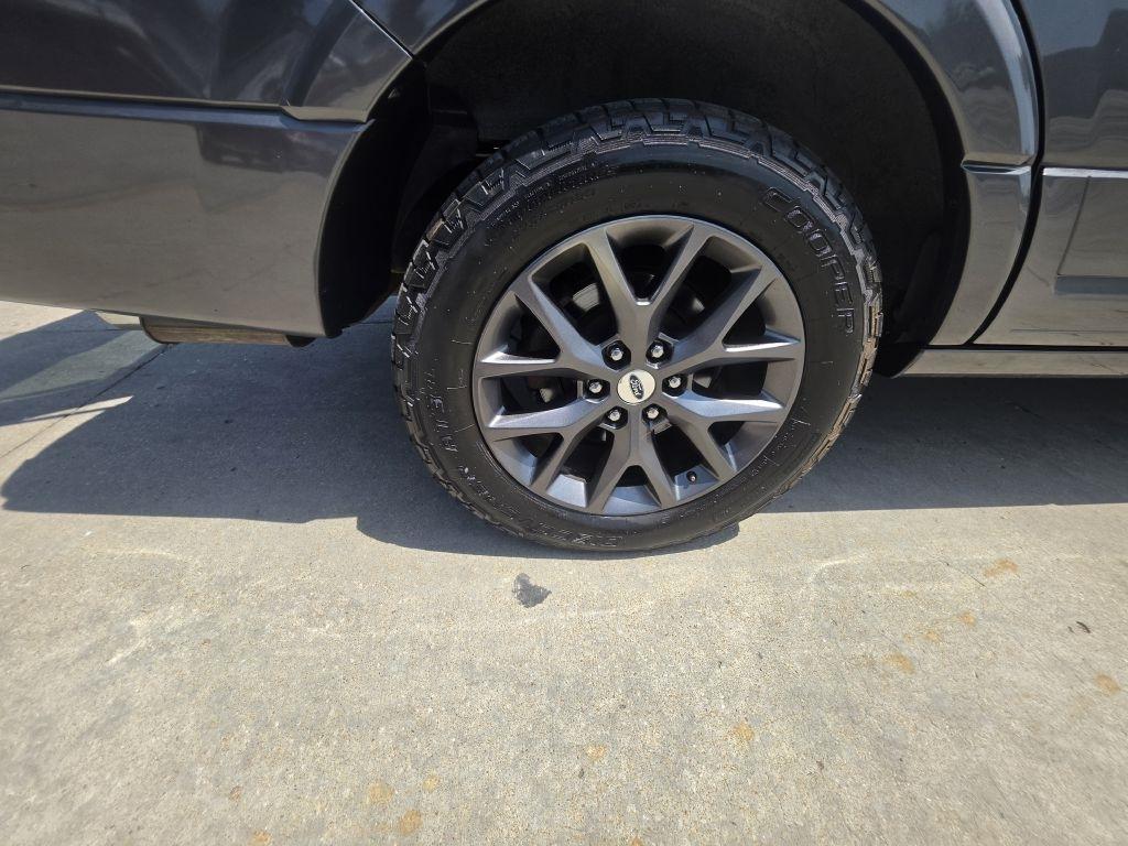 Ford Expedition Limited 4WD 2017