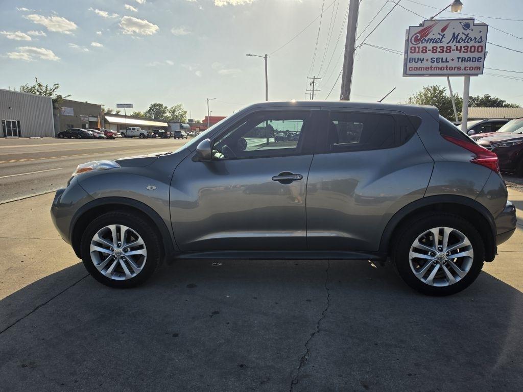 Nissan Juke S FWD 2013