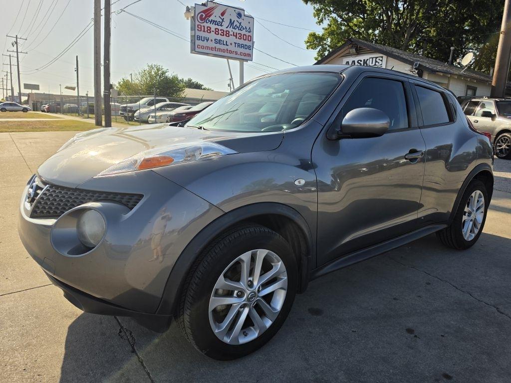 Nissan Juke S FWD 2013