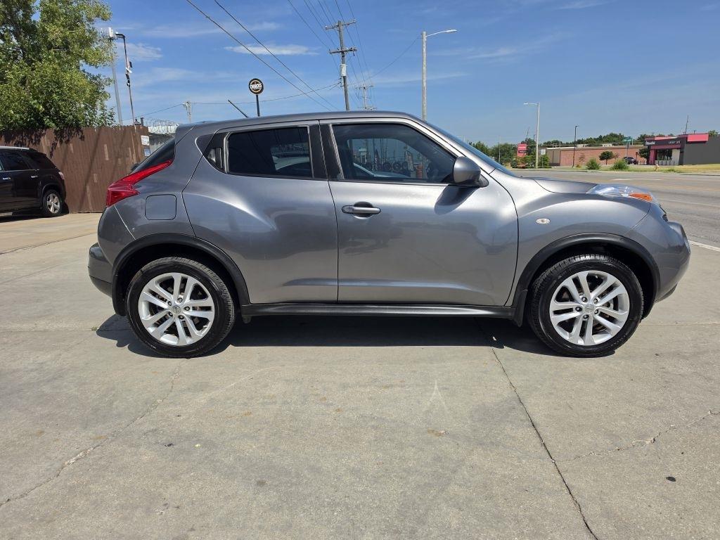 Nissan Juke S FWD 2013