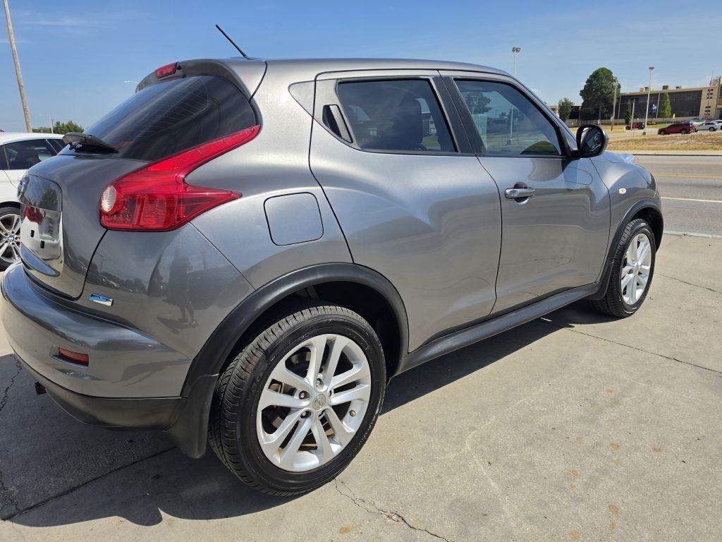 Nissan Juke S FWD 2013