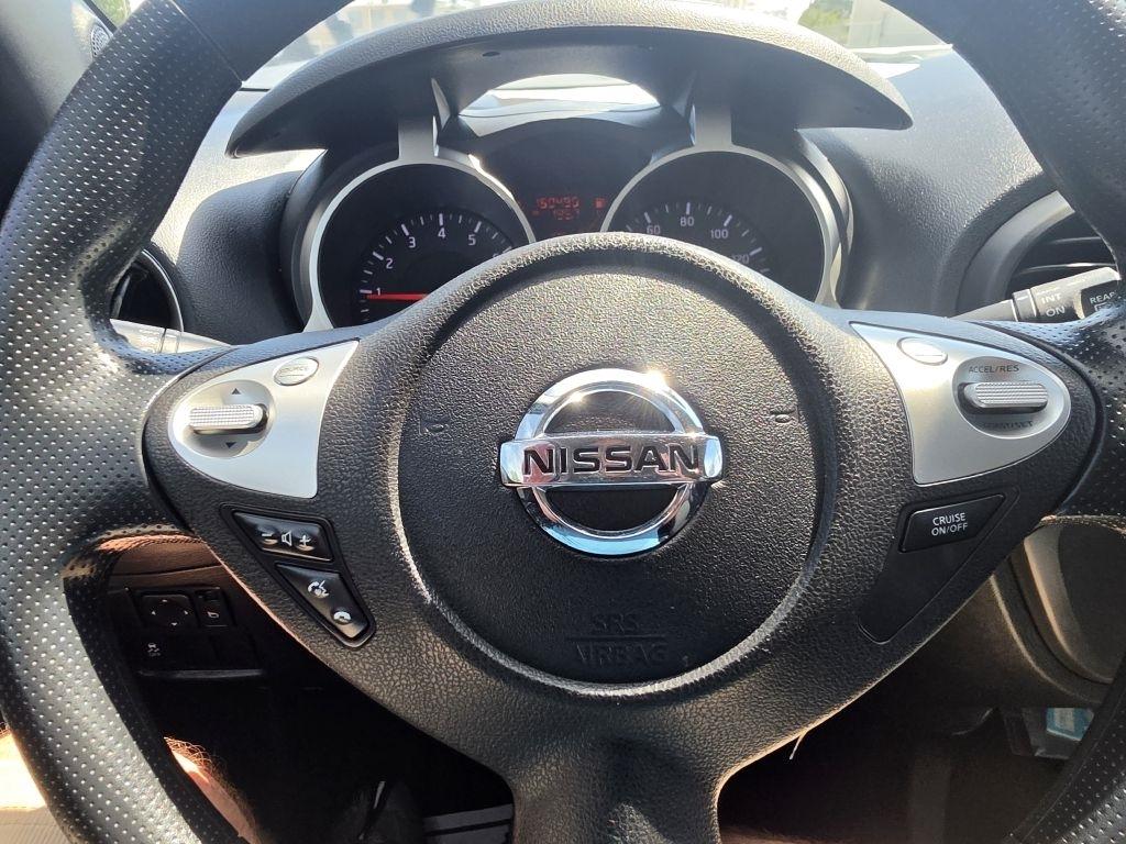 Nissan Juke S FWD 2013