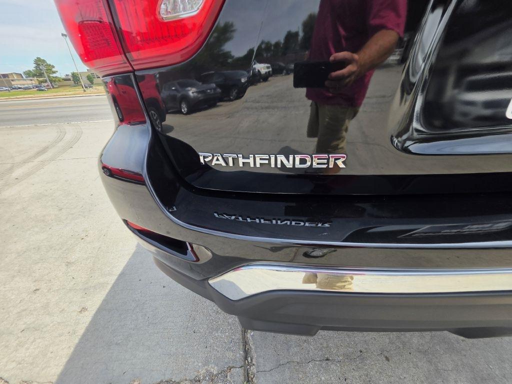 Nissan Pathfinder S 2WD 2017