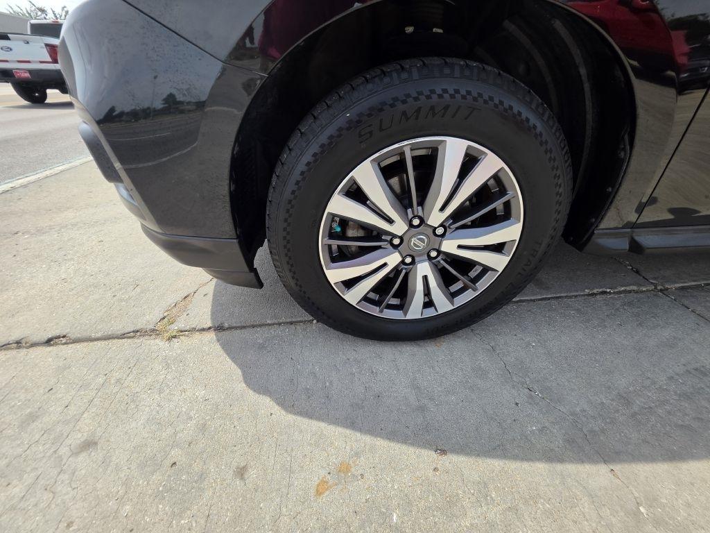 Nissan Pathfinder S 2WD 2017
