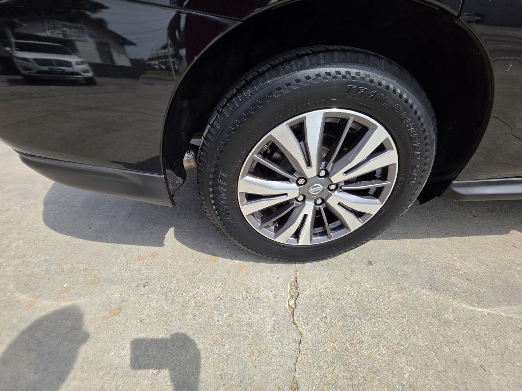Nissan Pathfinder S 2WD 2017